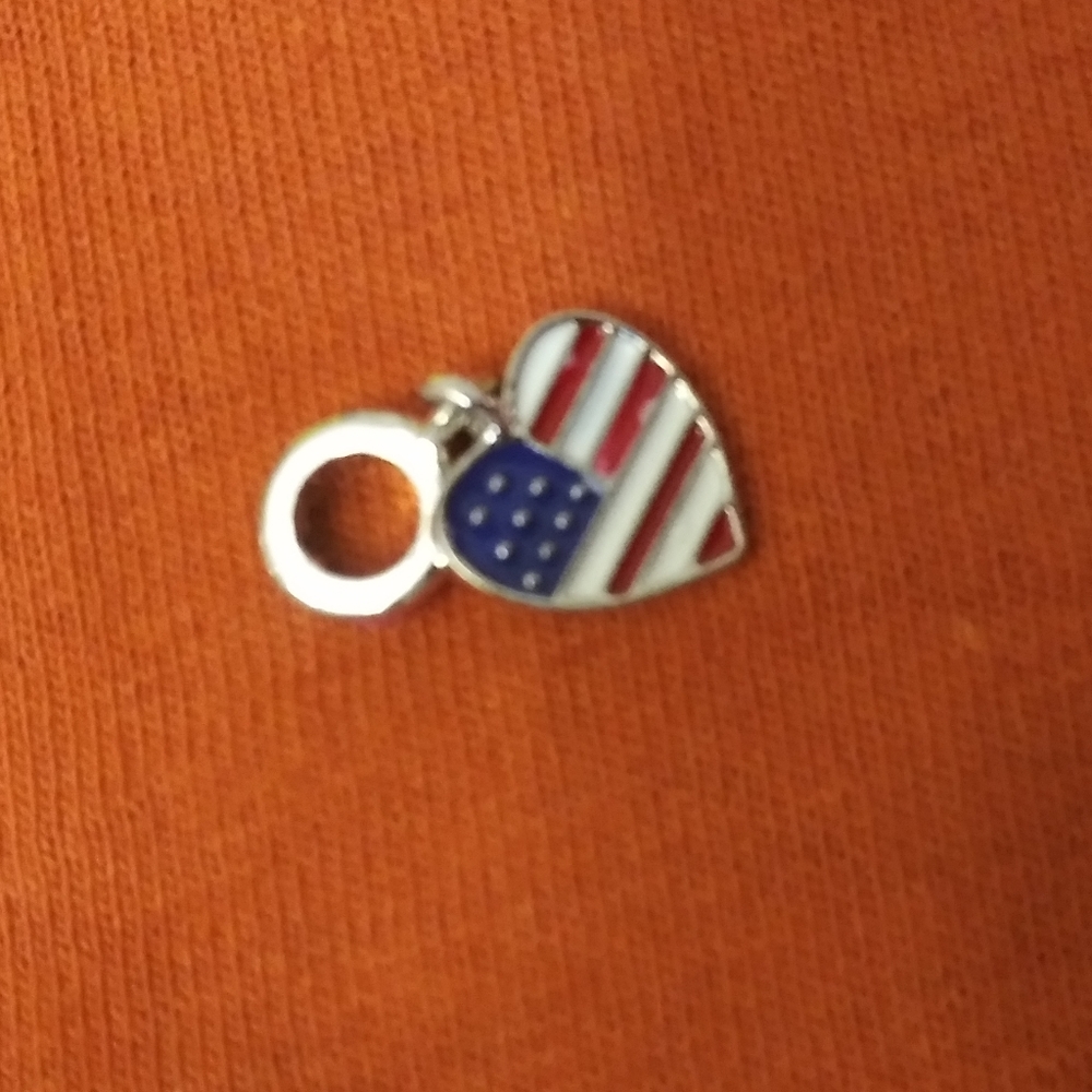 🚫SOLD🚫  European charm